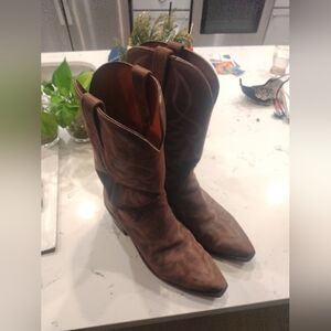 Lucchese boots size 10.5